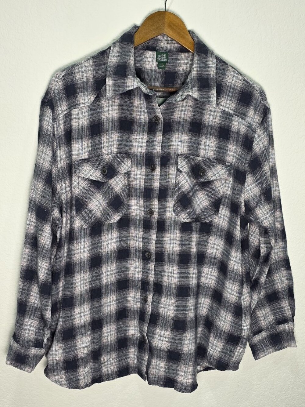 NWT Wild Fable Plaid Flannel Shacket Button Down Shirt Jacket Pockets Black M